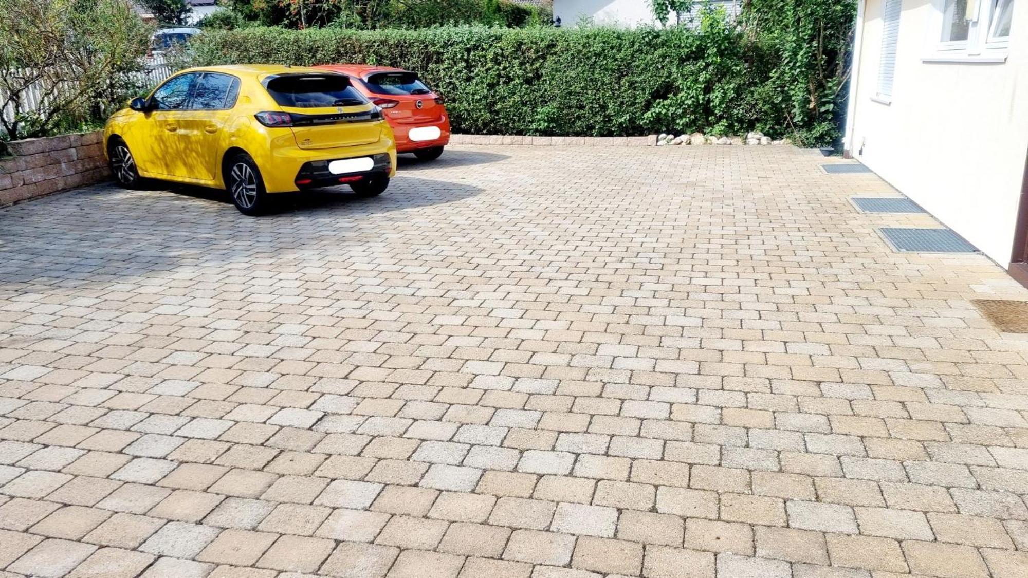 Ruheoase Am Waldrand - Auf 90Qm Sind Nicht Nur Die Eltern Und Bis Zu 5 Kinder Willkommen, Auch Hunde Und Katzen Sind Willkommen Laichingen Luaran gambar